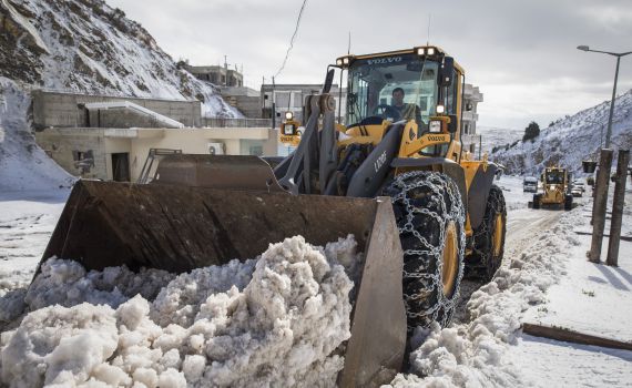 שלג החל לרדת בחרמון; מפלס הכנרת בעלייה