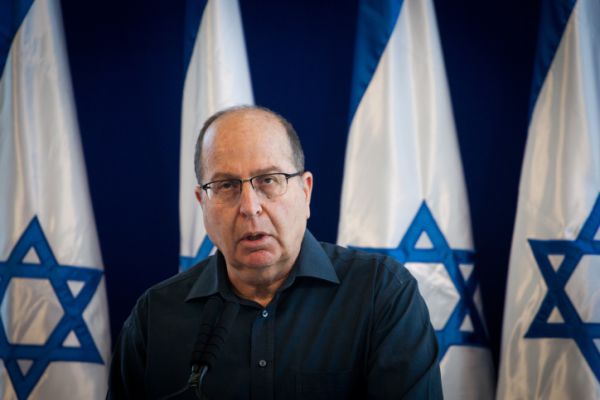 יעלון: "נתניהו בהתחלה חשב כמוני ואז עבר צד"