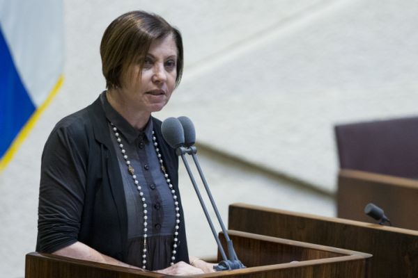 שפשפו את העיניים: זהבה גלאון מחמיאה לנתניהו