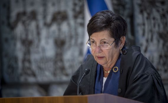 בג"צ ממשיך להתעלל בתושבי עמונה