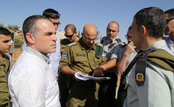 רביבי במתקפה חריפה: "מדובר בבן אדם שקרן"