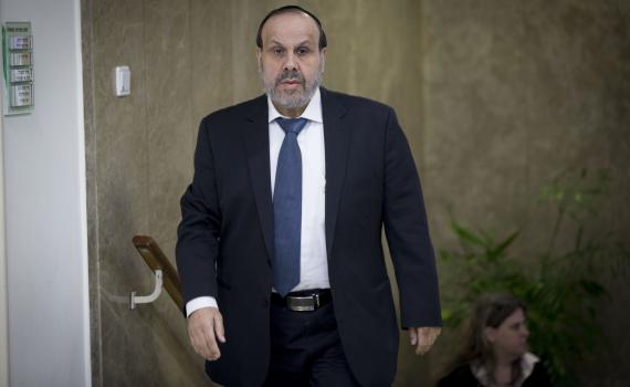 דרמה בש"ס: אזולאי מתפטר מהכנסת; בנו ייכנס במקומו