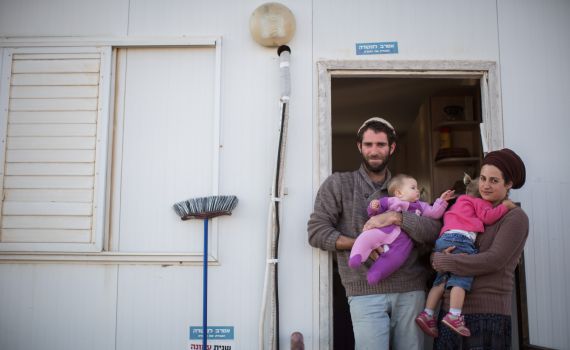 תושבי עמונה: משהים את המאבק עד להודעה חדשה