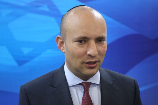 בנט לג'ון קרי: תפתח את התנ"ך ותקרא