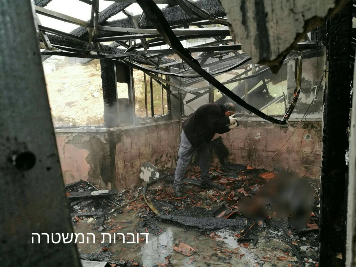 טרגדיה באמירים: גבר נשרף למוות בתוך צריף