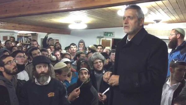 אלי ישי בעמונה: אפשר עדיין למנוע את ההרס