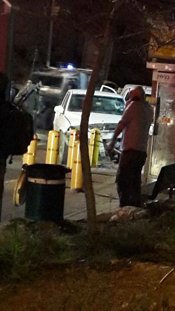 פיגוע דריסה בתחנת הדלק ליד מגרון; המחבל חוסל