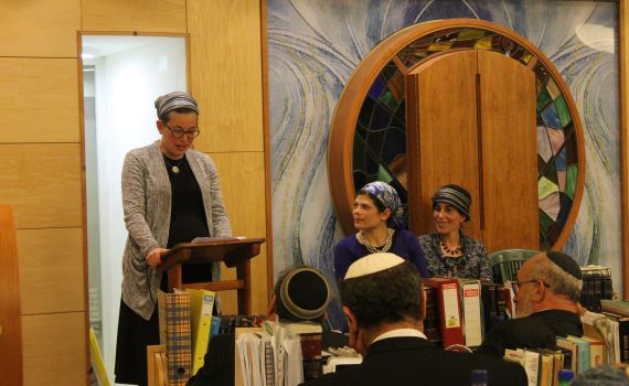 "להעניק לנשים תואר רב זה סגנון רפורמי"