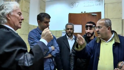 צפו: "אתה צריך להתבייש": עימות בין טיבי לעו"ד אמיר