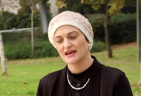 צפו: הרבנית של הוואטסאפ