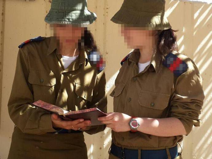 להיות חיילת דתייה בצבא זה להיות מי שאני/ עדות