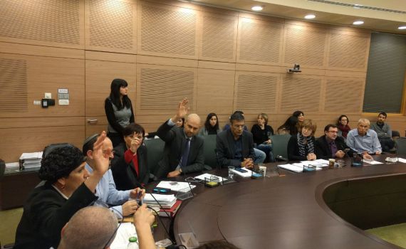 "ארץ ישראל ומדינת ישראל זכו היום בדבר גדול"