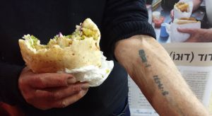 מבצע דוגו: לזכרו של שורד השואה שחלם לאכול פלאפל בישראל