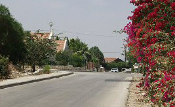 בעקבות 'סרוגים': תושבי חרמש יקבלו שירות מלא