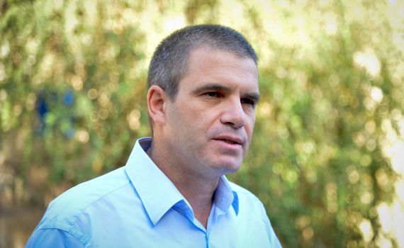 גל הירש מעדכן על מצבו הרפואי והמשפטי