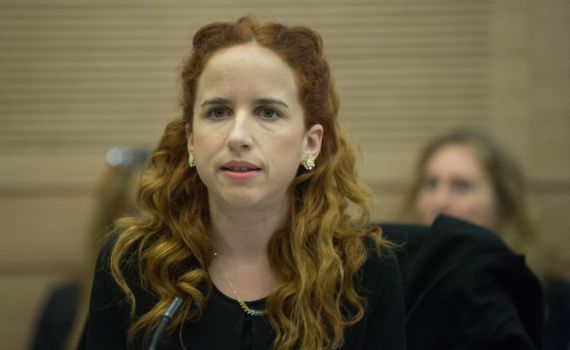 ההצעה המוזרה של אהוד ברק לסתיו שפיר