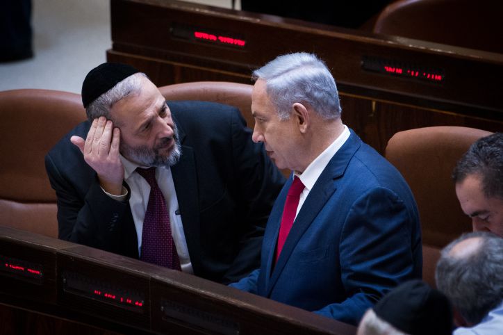 "בגללך חיללו שבת": עימות בין דרעי לנתניהו