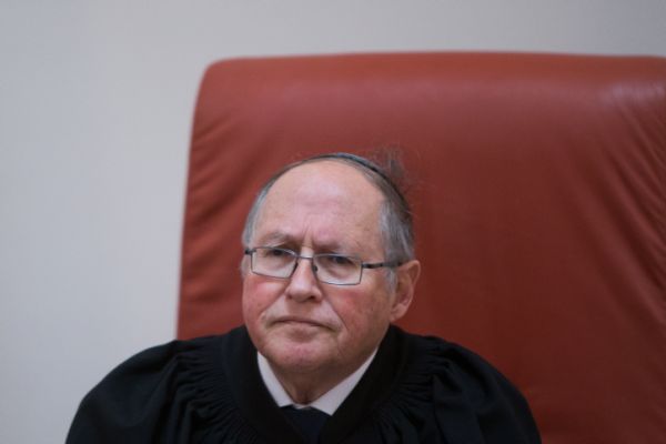 "להחזיר אישה להיות עגונה? שומו שמים"