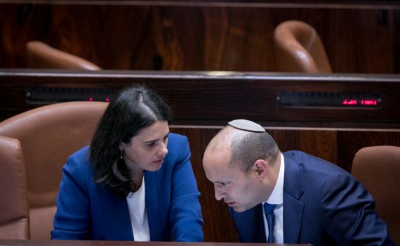 מצא תפקיד חדש? היועמ"ש רוצה לנהל את בנט