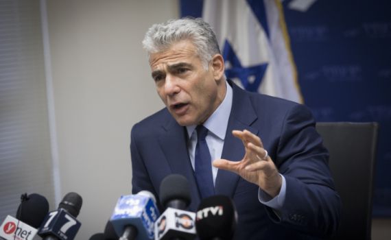 יאיר לפיד: "דונלד טראמפ הוא נס שקרה לעם ישראל"