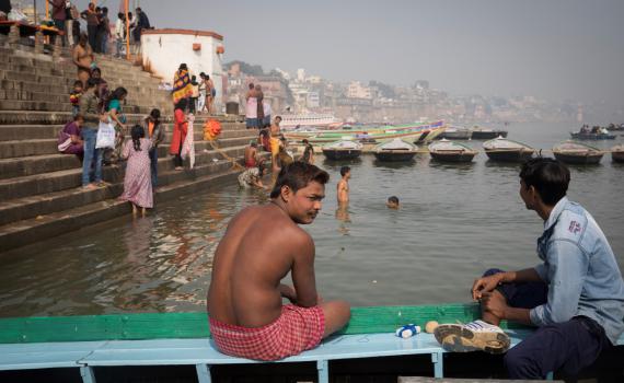 אסון בניו דלהי: 18 בני אדם נמחצו למוות בתחנת הרכבת