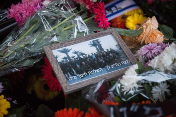 משפחות שכולות, שחררו את השרים מהלוויות