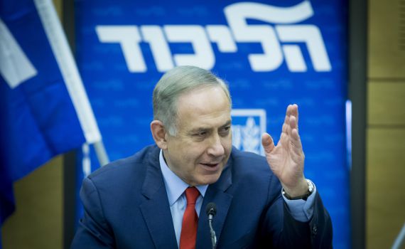 "חוזר ואומר לאופוזיציה אל תמהרו עם החגיגות"