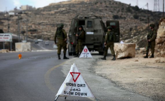 תיעוד מטריד: "לדקור חייל במחסום זה לא פיגוע טרור"