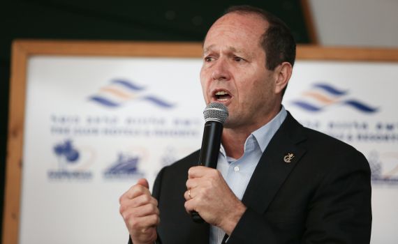 ברקת מאיים: נפטר אלפי עובדים ונסגור מאות כיתות