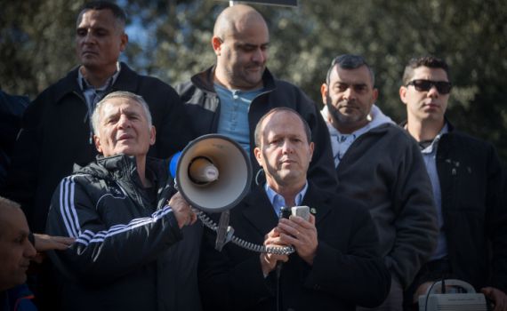 שיחת הטלפון שאילצה את ברקת לסיים את השביתה