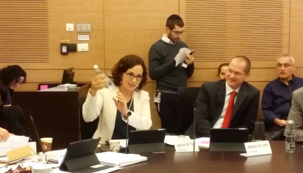 עזריה: למה בקבוק סודה צריך 3 כשרויות?