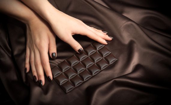 אוהבים שוקולד מריר? היום זה היום שלכם!