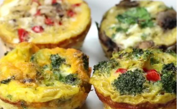 צפו: איך הופכים בקלות סתם חביתה למאפינס