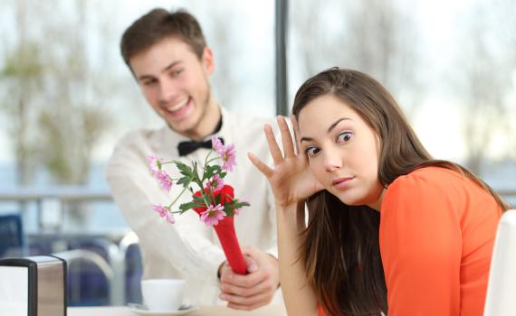 מחריבי הדייטים – הוא מאד רוצה להתחתן אבל…