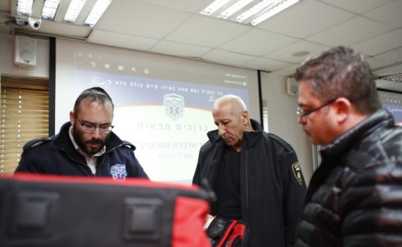 מנכ"ל הכנסת בסיור מקצועי ב"איחוד הצלה"