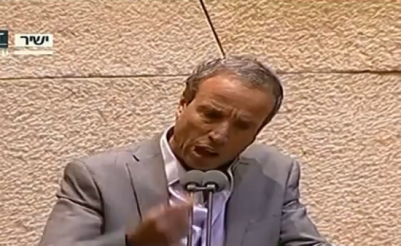 צפו: אלעזר שטרן מתפוצץ על השר דוד אזולאי