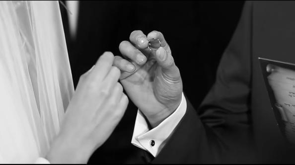 צפו: כשעונת החתונות פגשה את ביונסה