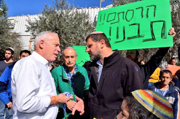 בלי ישוב לעמונה – "לא רואה איך הקואליציה ממשיכה"