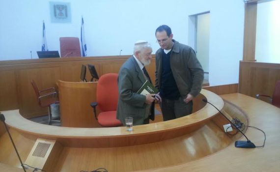 הסטודנטים הסרוגים פגשו את השופט האחראי על חוק גיוס בני הישיבות