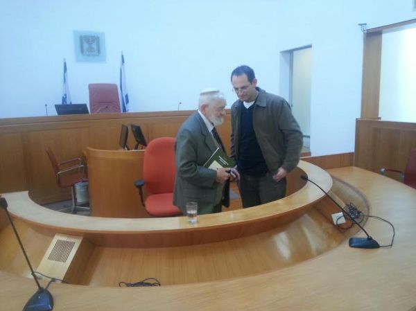 הסטודנטים הסרוגים פגשו את השופט האחראי על חוק גיוס בני הישיבות