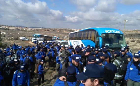 הפינוי וההרס: צפו בשידור ישיר מעמונה