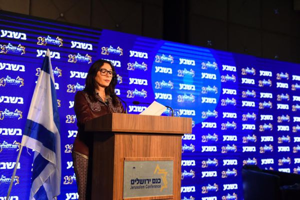 רגב: "בנייה בגושים? אני מכירה גוש אחד בלבד"