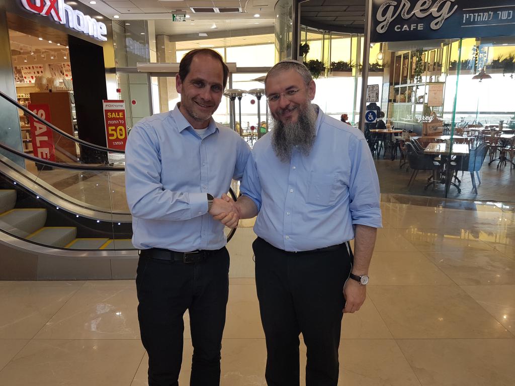 הבחירות בגוש עציון: יצחק גרינוולד פרש ותומך בנאמן