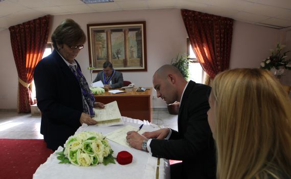 סקר מפתיע: דתיים תומכים בנישואים אזרחיים