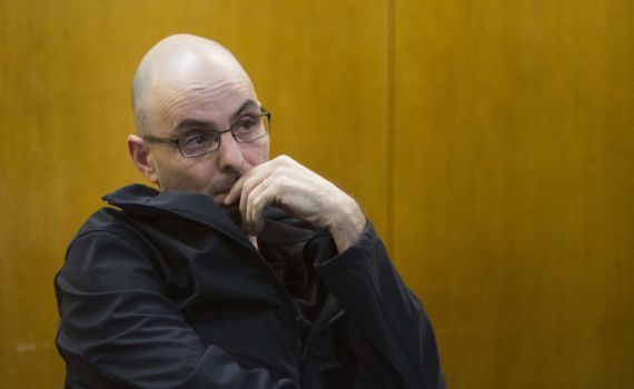 מכה לאלדד יניב: "אין קשר בין נתניהו למנדלבליט"