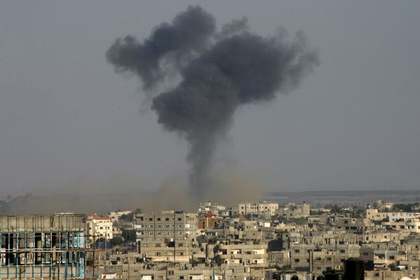 בתגובה לירי הרקטה: צה"ל תקף 5 יעדים בעזה