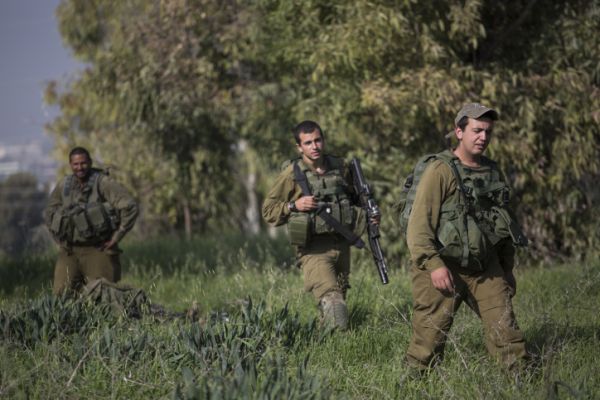 חמישה לוחמים נטשו מוצב בגבול עזה