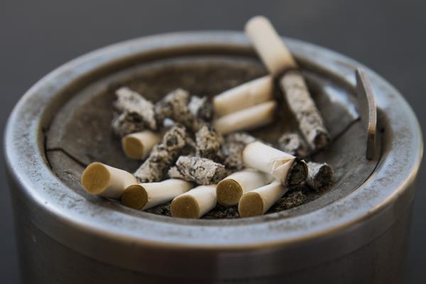 מכה לחברות הסיגריות: לא יוכלו לפרסם בעיתונים