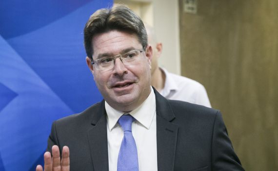 הפארסה בליכוד: אקוניס הודיע על מינוי מנכ"ל חדש