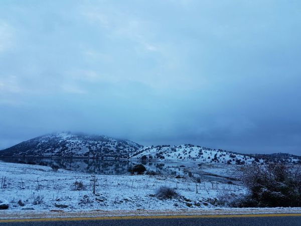 תיעוד: שלג בגולן ובגוש עציון; בירושלים ממתינים בציפייה